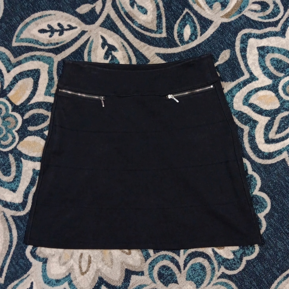 Athleta black mini skirt medium